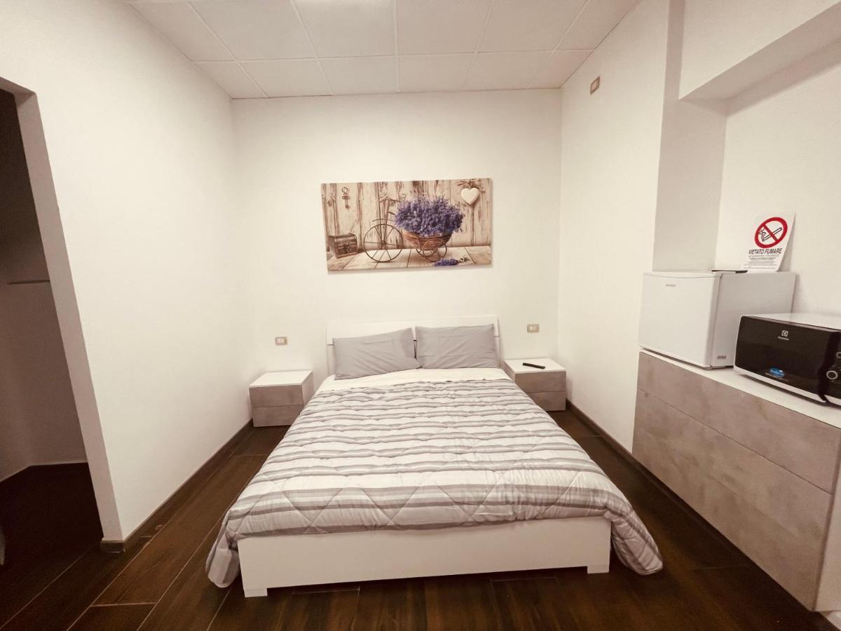 Maura'S B&B ガッララーテ エクステリア 写真