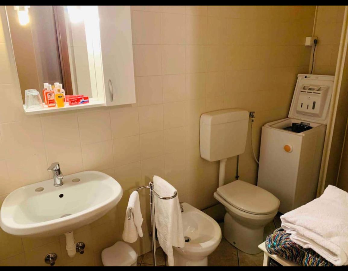 Maura'S B&B ガッララーテ エクステリア 写真